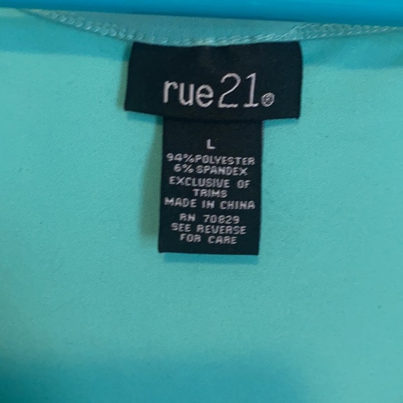 Jeweled teal tank top - Picture 2 of 5